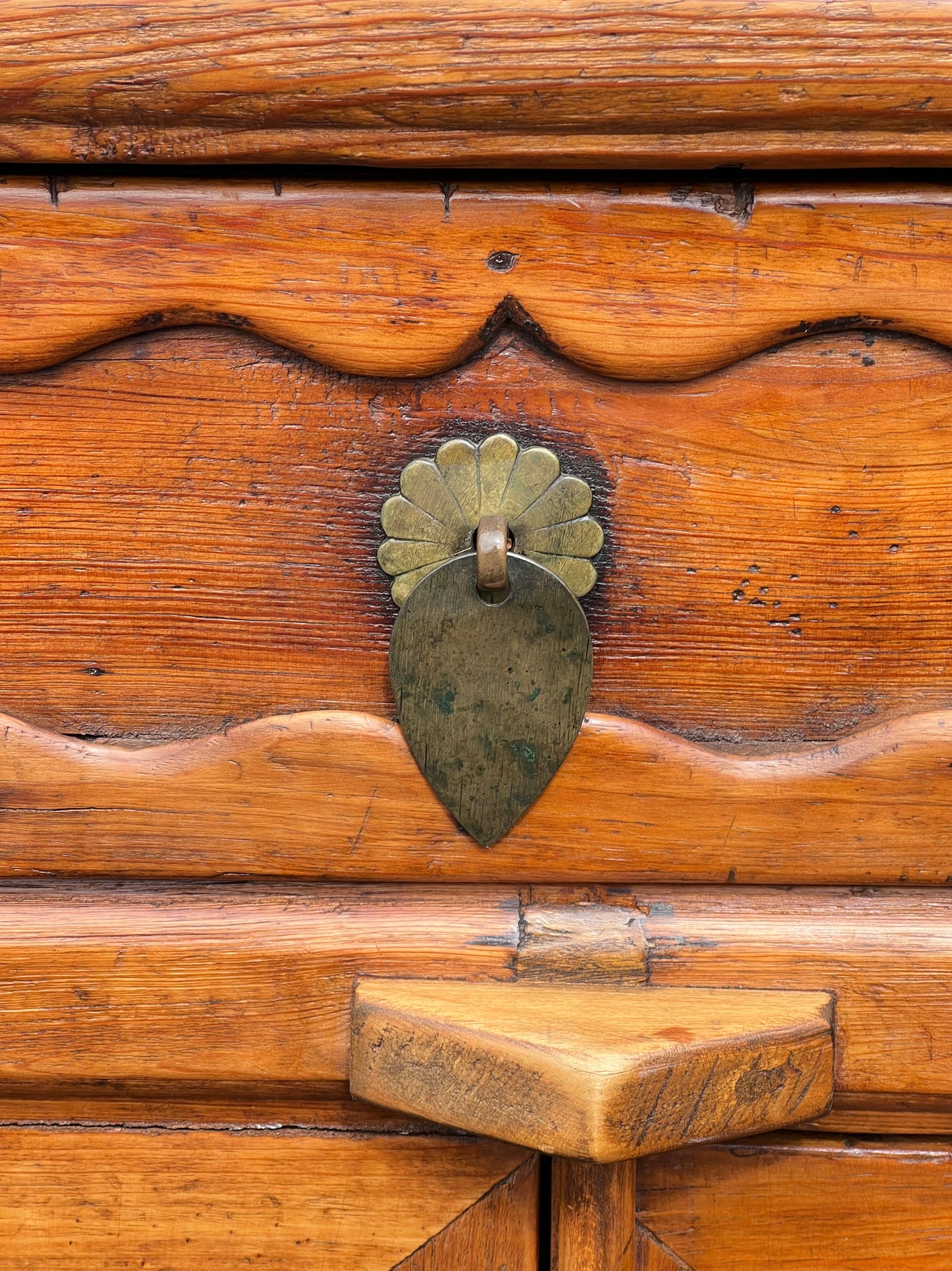 Antique Qing Dynasty Butterfly Cabinet c. 1800s