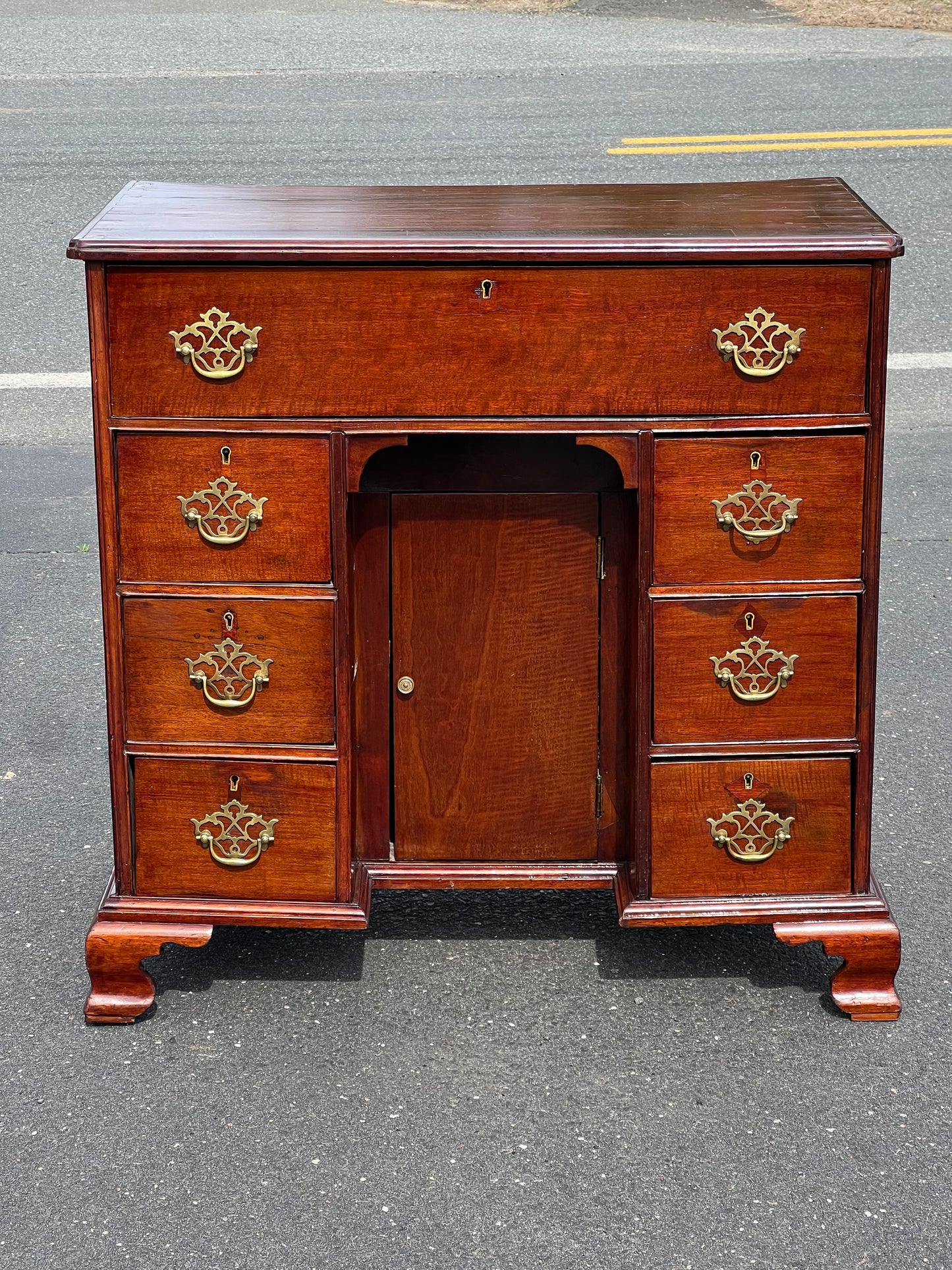 Antique George III Mahogany Kneehole Desk c. Late 18th Century