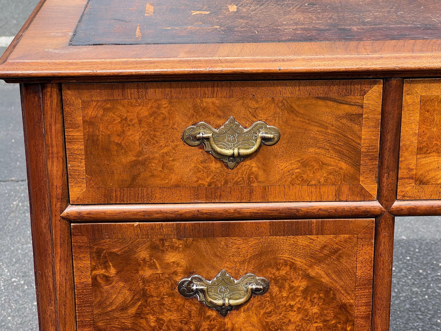 Very Good Reproduction English Elm Burl Georgian Style Partners Desk