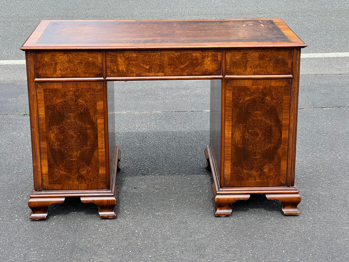 Very Good Reproduction English Elm Burl Georgian Style Partners Desk