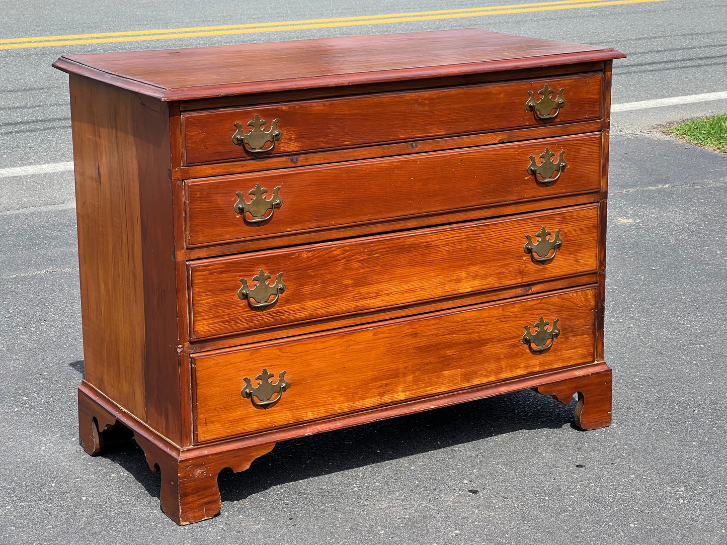 Antique Chippendale Pine Four Drawer Chest with Graduated Drawers