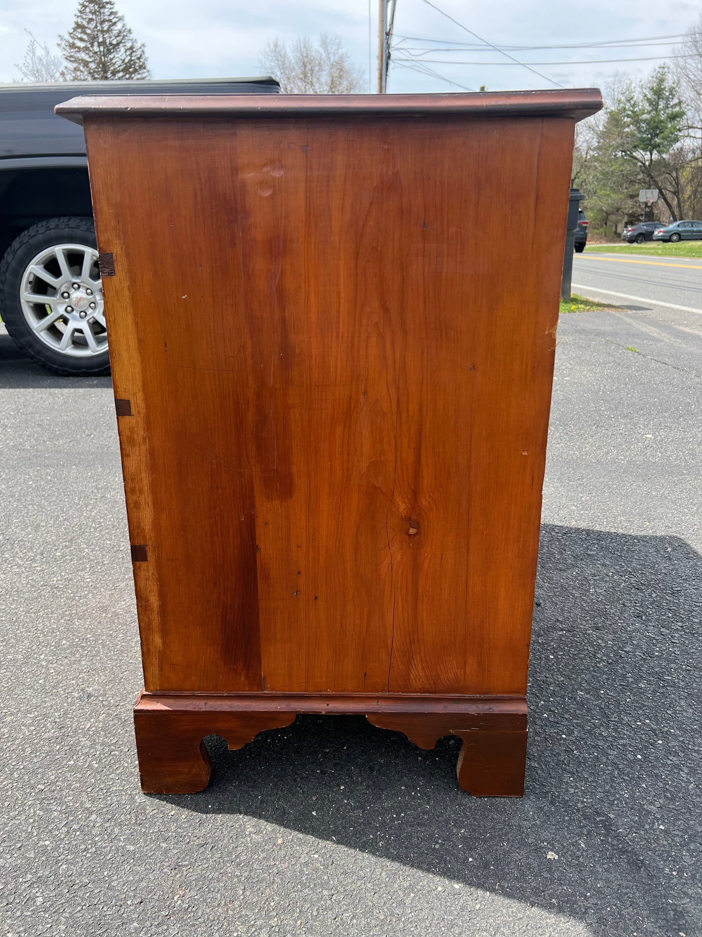 Antique Chippendale Pine Four Drawer Chest with Graduated Drawers