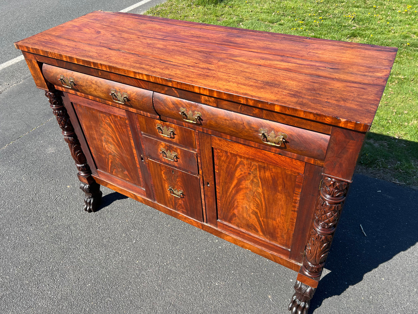 Antique Federal Period Mahagony Paw Foot Sideboard c. 1830