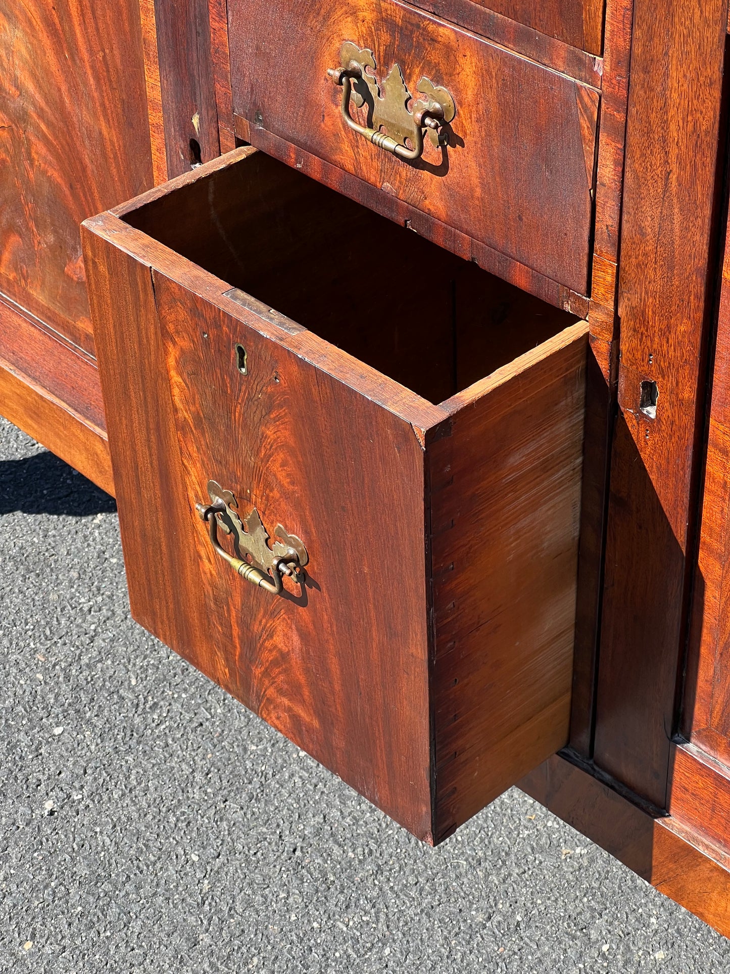 Antique Federal Period Mahagony Paw Foot Sideboard c. 1830