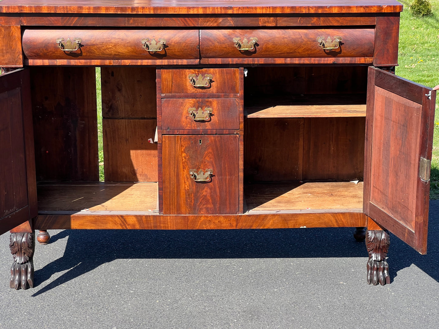 Antique Federal Period Mahagony Paw Foot Sideboard c. 1830