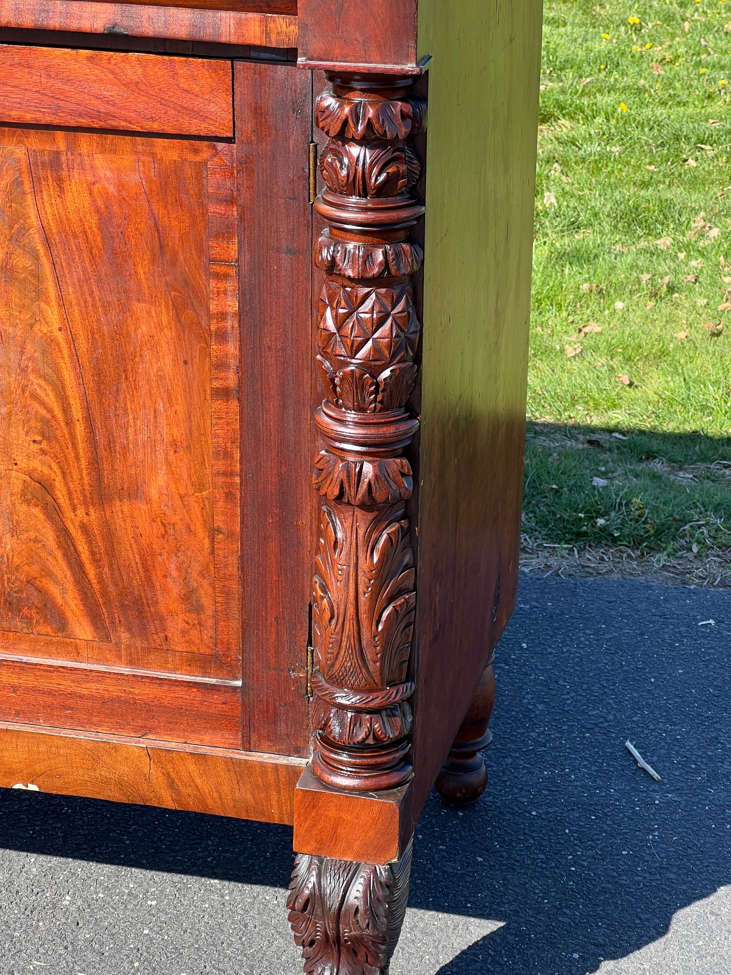 Antique Federal Period Mahagony Paw Foot Sideboard c. 1830