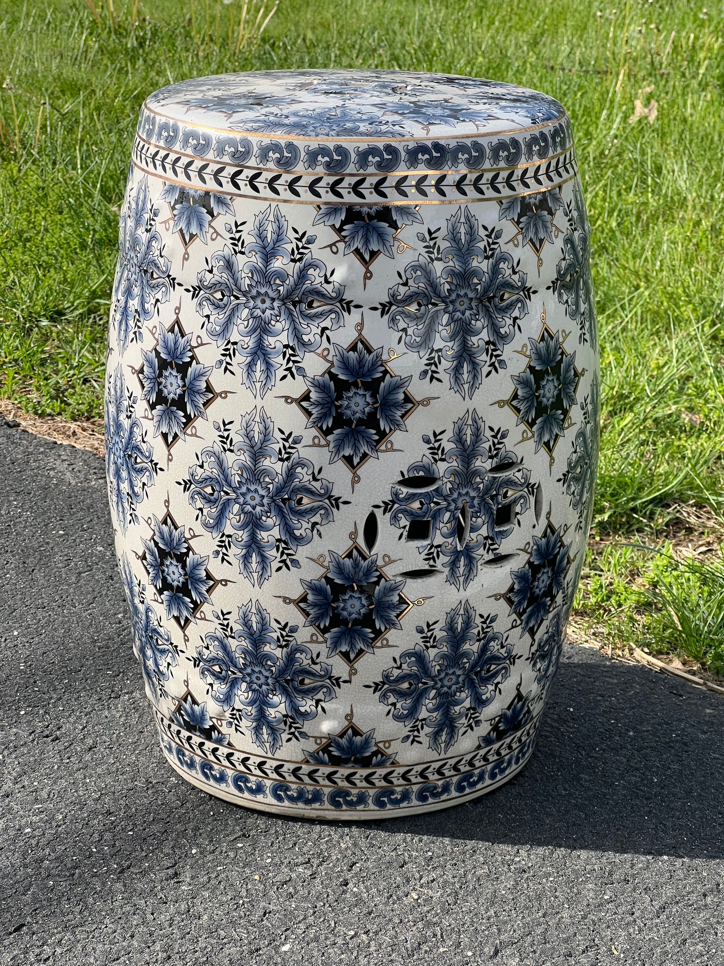 Vintage Chinese Blue and White Porcelain Garden Stool