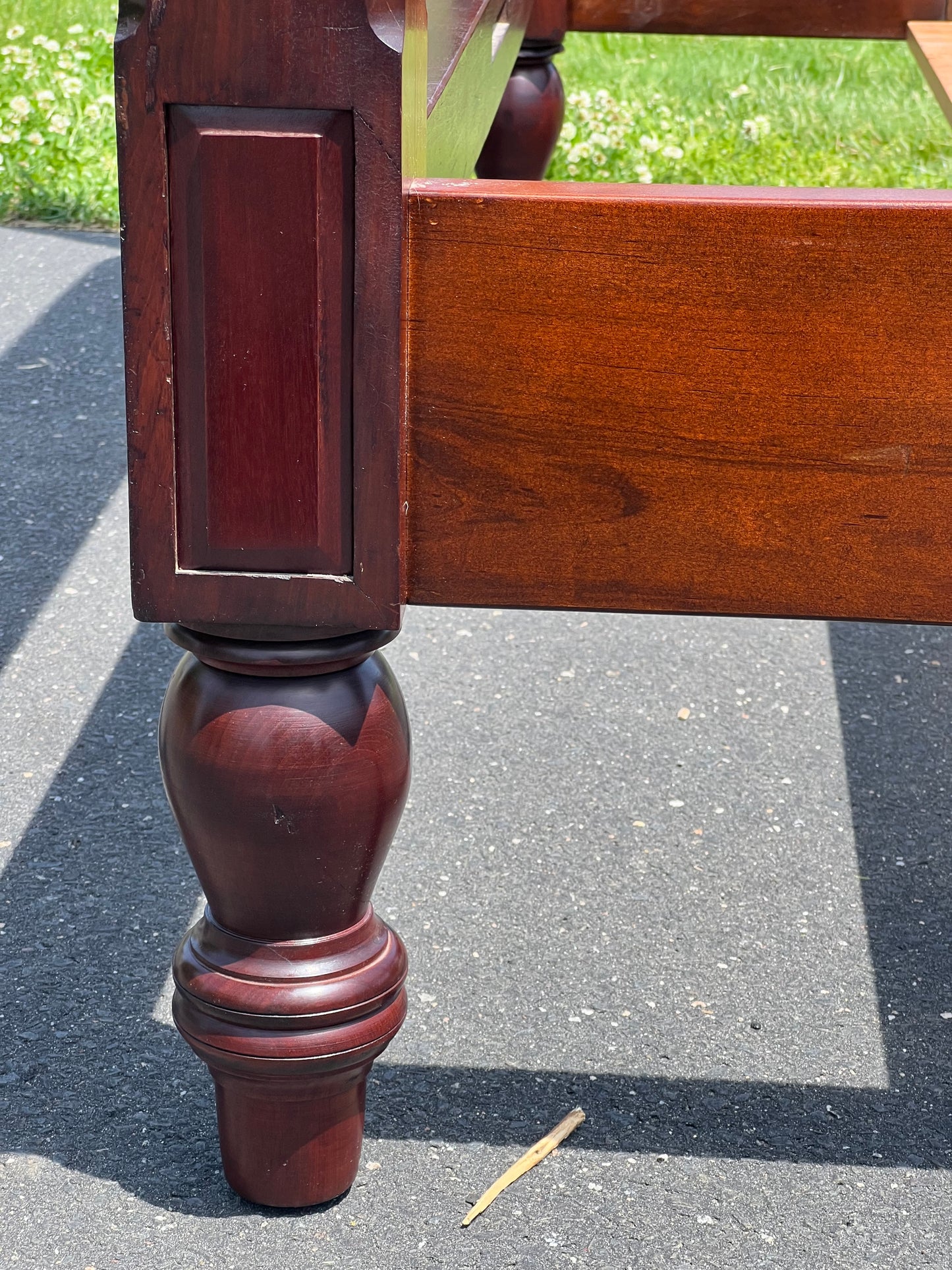 Great Antique 19th Century Solid Mahogany Queen Size Four Poster Bed