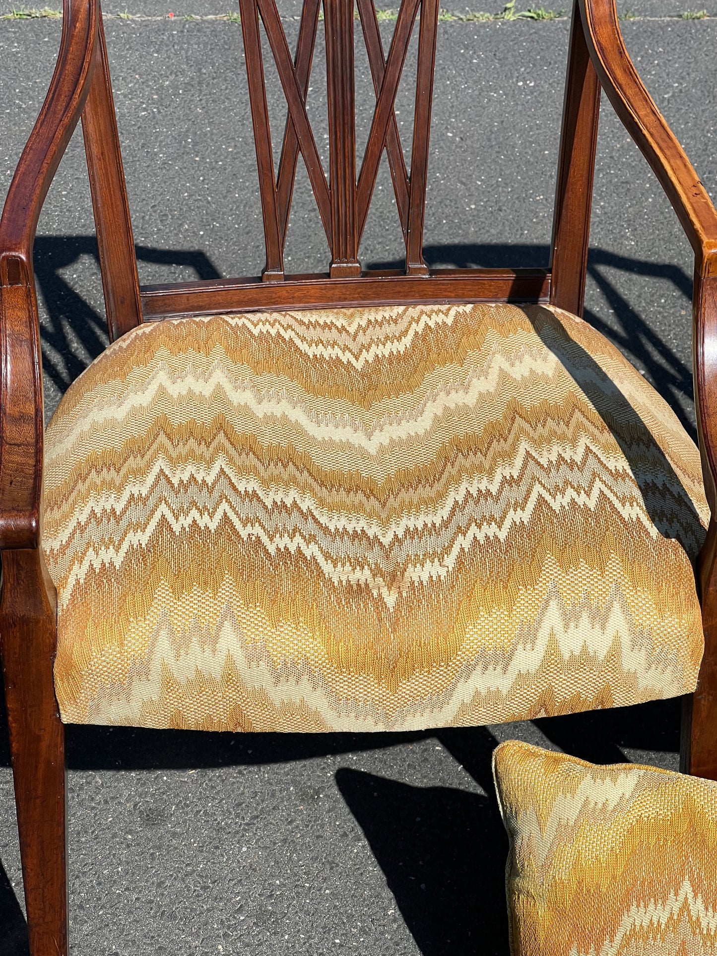 Fine Set of Four Antique 18th Century Carved Mahogany Hepplewhite Chairs