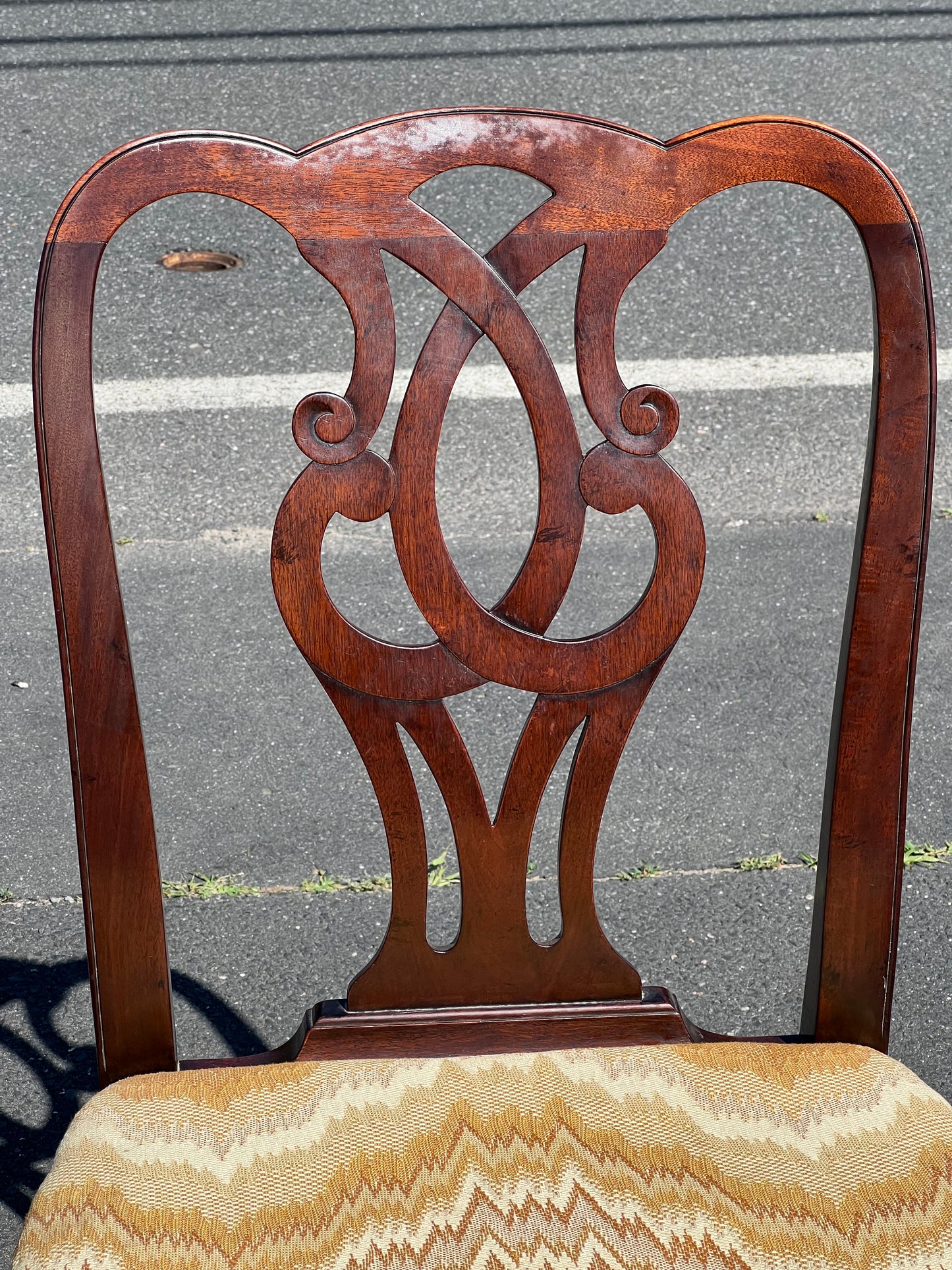 Antique Chippendale Mahogany Side Chair with Arched Crest Rail and Pierced Splat