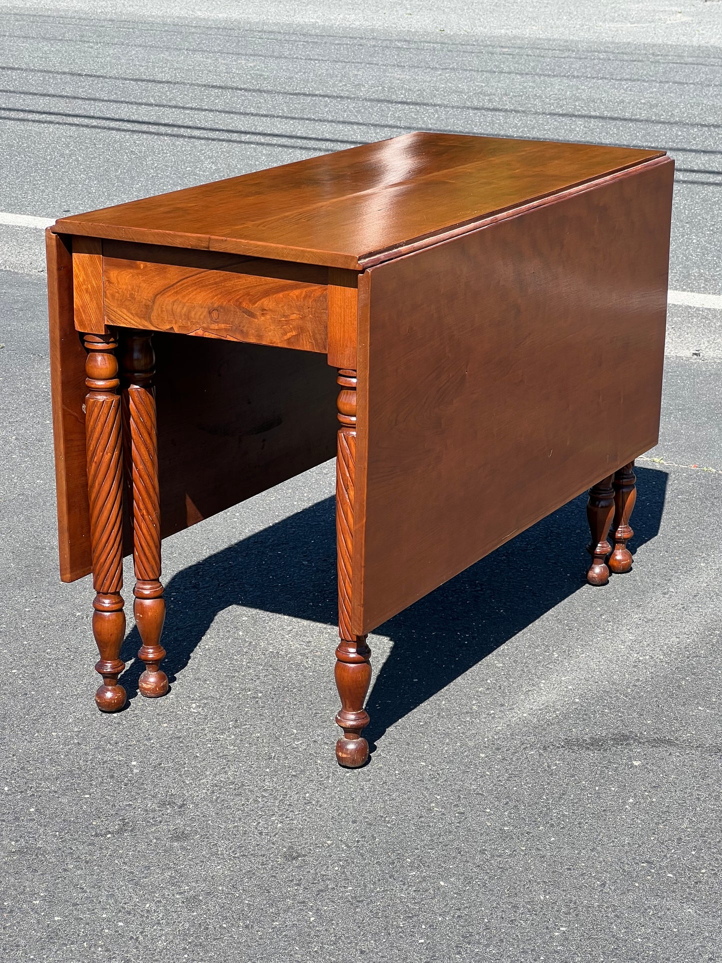 Antique Federal Period Cherry Drop Leaf Table