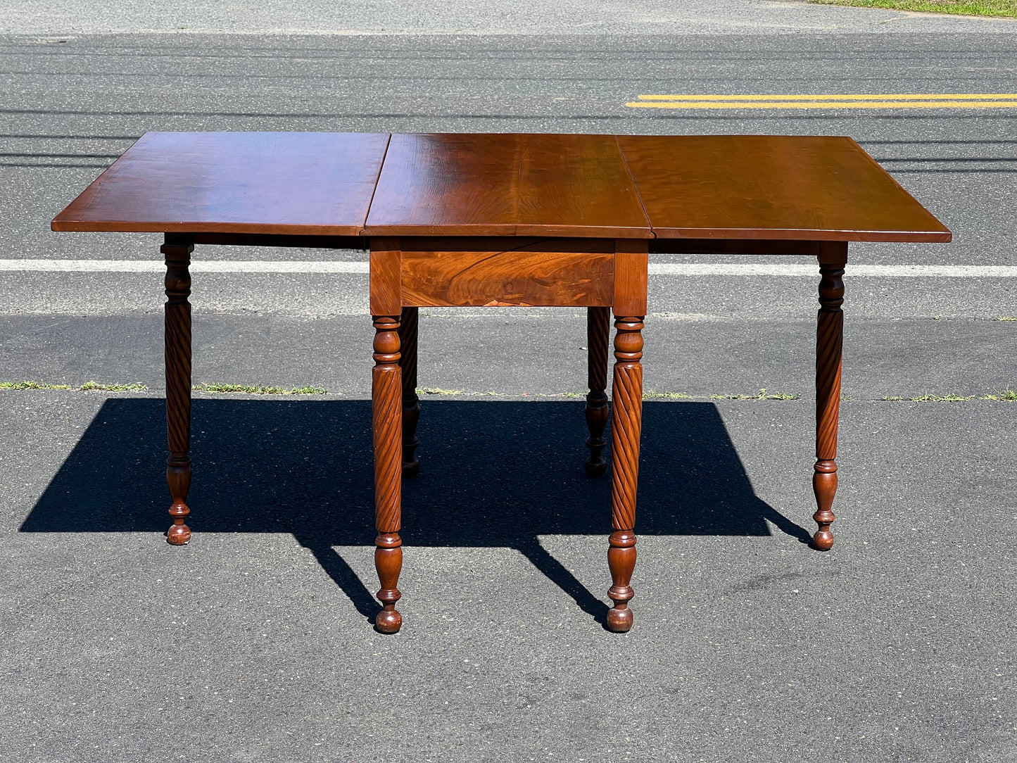 Antique Federal Period Cherry Drop Leaf Table