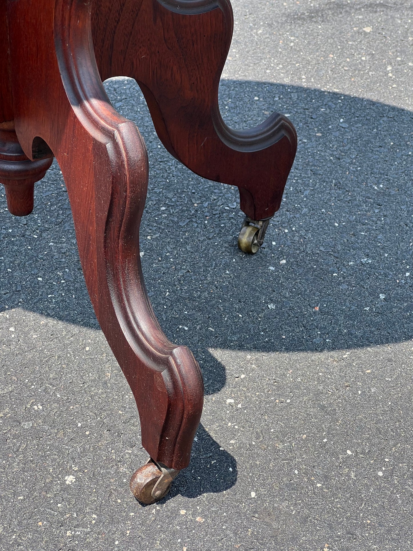 Antique Victorian Rococo Revival Oval Marble Top End Table c. 1860