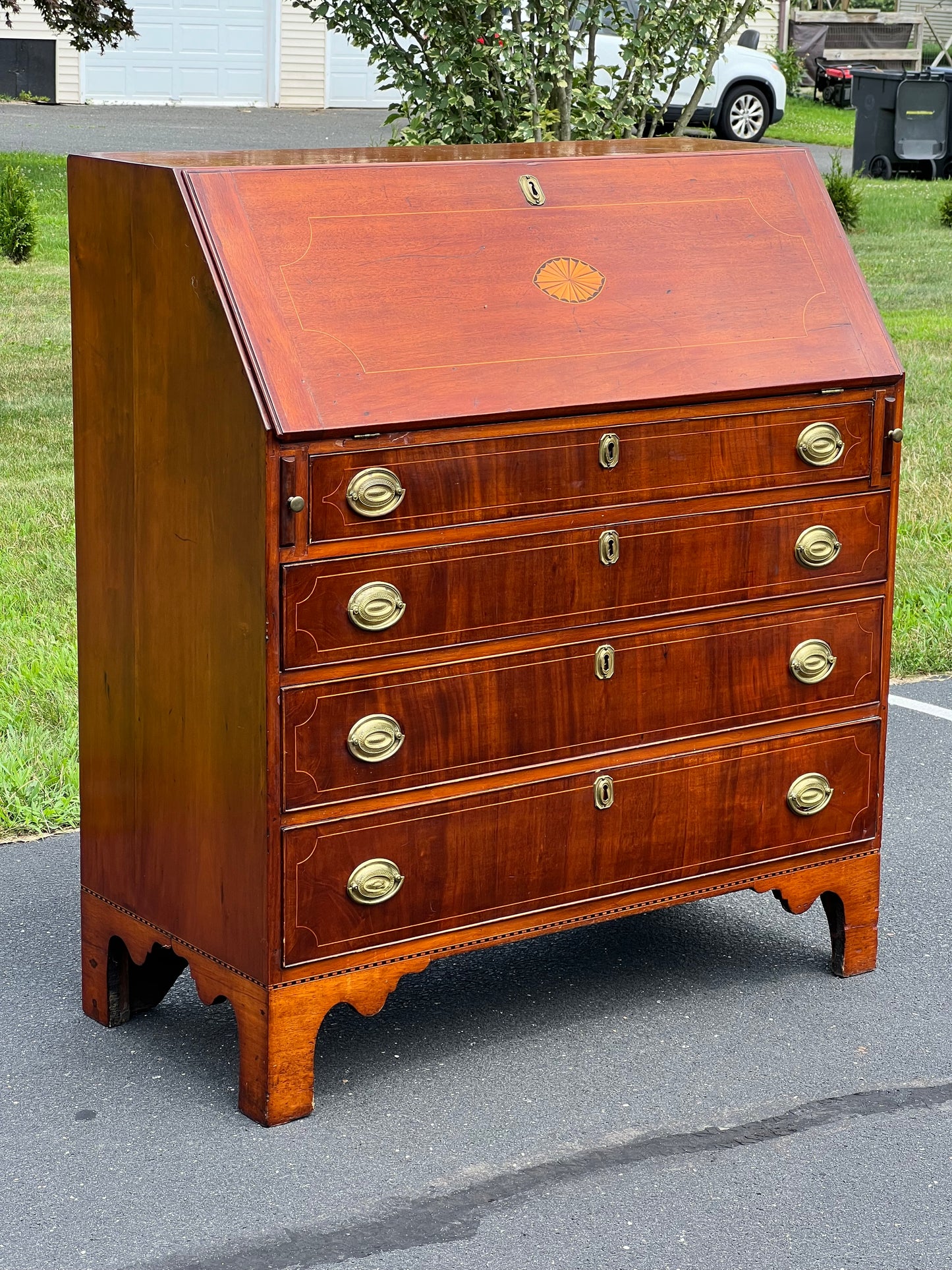 Antique Federal Period Mahogany Slant Front Secretary with Satinwood and Ebony Inlay c. 1800