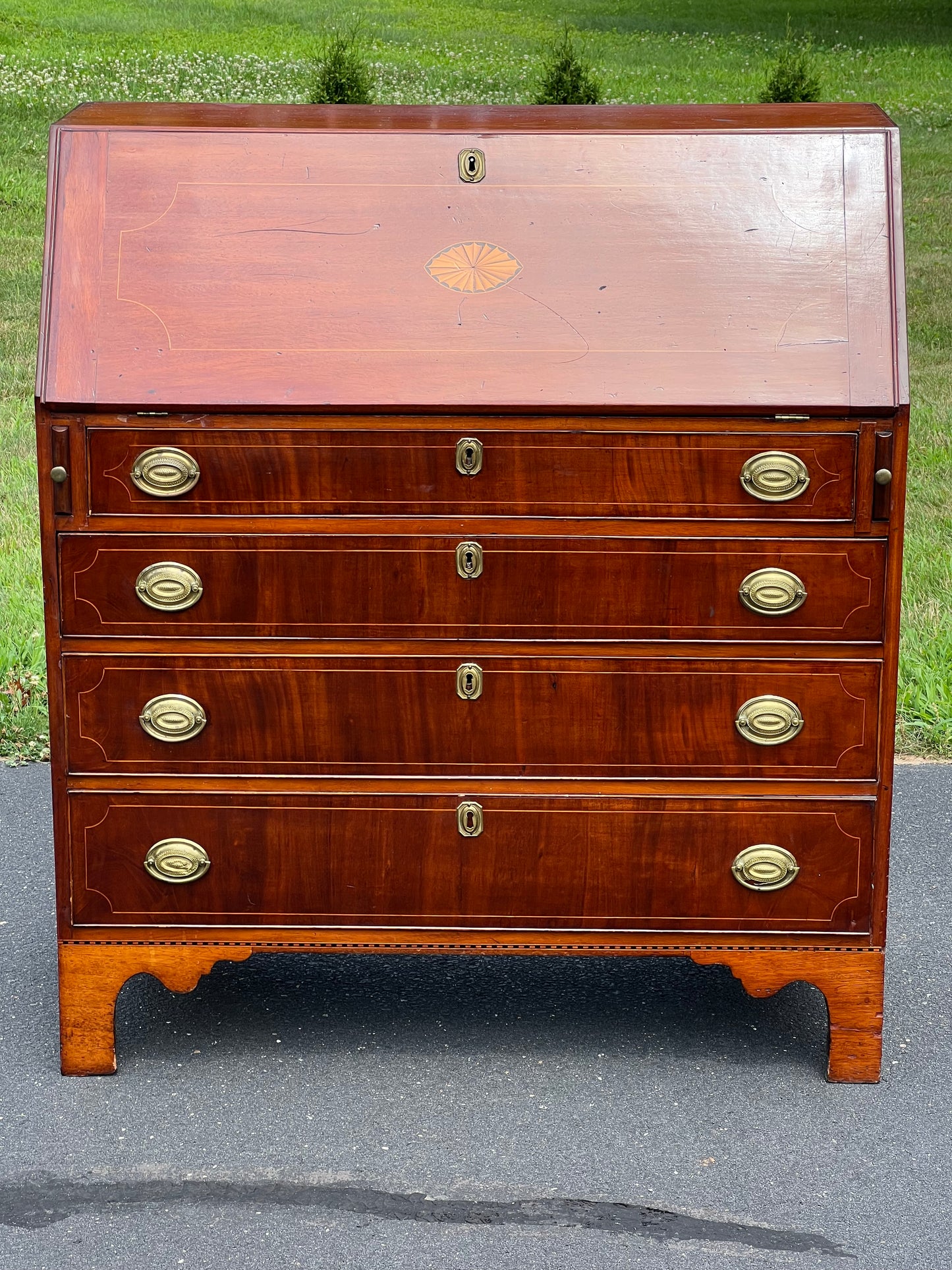 Antique Federal Period Mahogany Slant Front Secretary with Satinwood and Ebony Inlay c. 1800