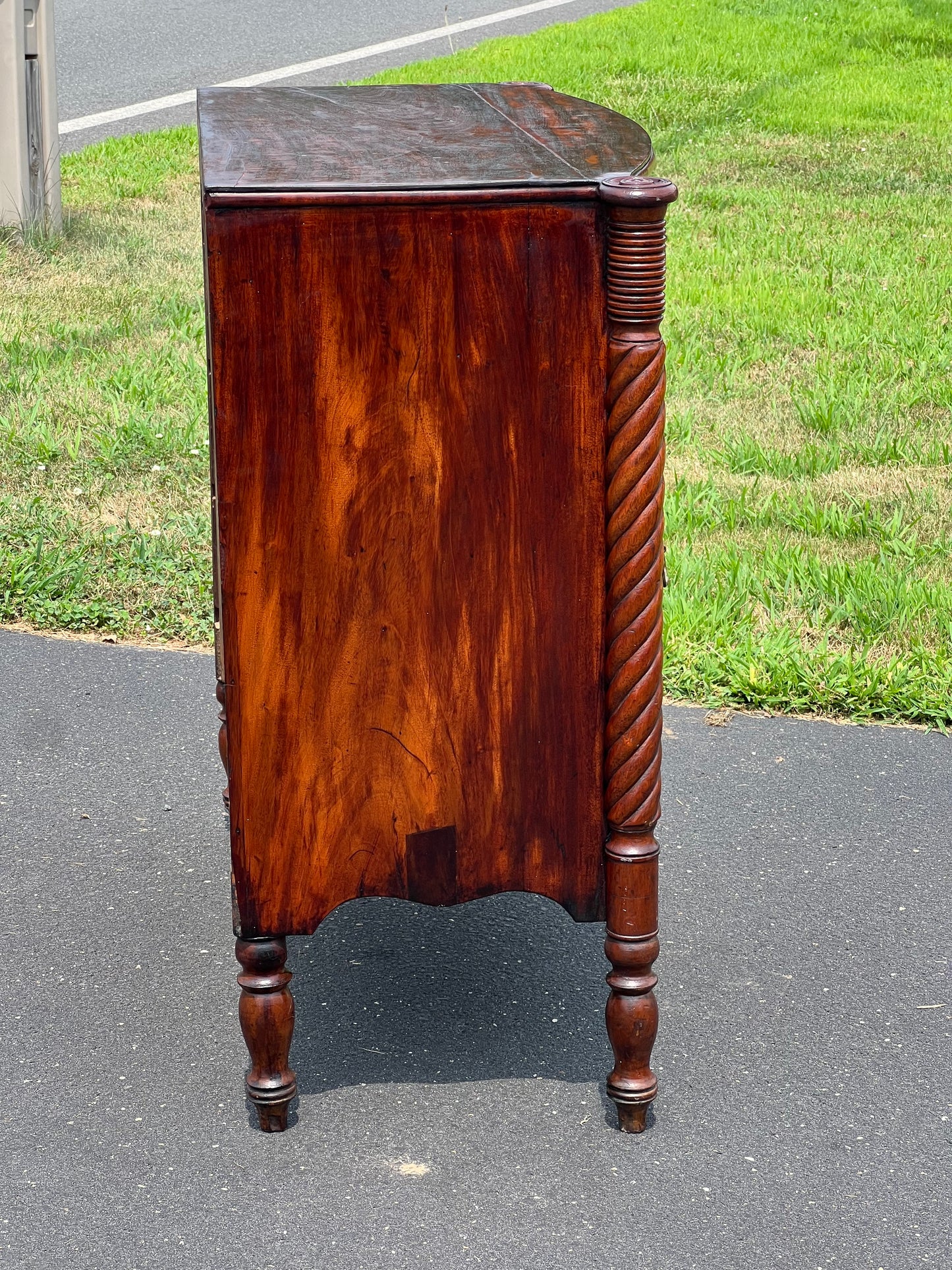 Fine Sheraton Mahogany Bowfront Four Drawer Chest c. 1830