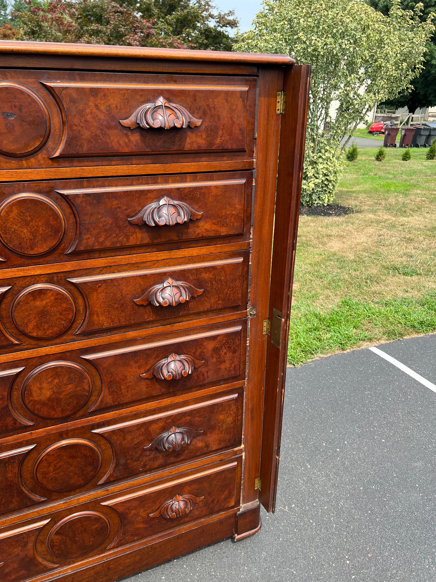 Antique Victorian Walnut Lockside Chest of Drawers c. Late 19th Century