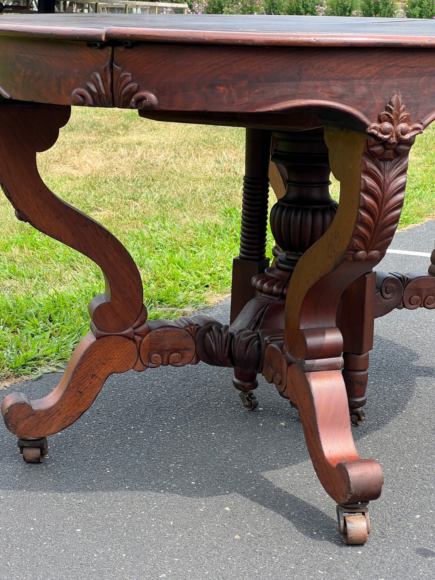 Great Antique Rococo Revival Solid Walnut Dining Table with Two Leaves