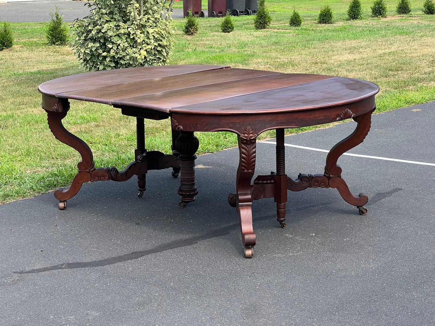 Great Antique Rococo Revival Solid Walnut Dining Table with Two Leaves