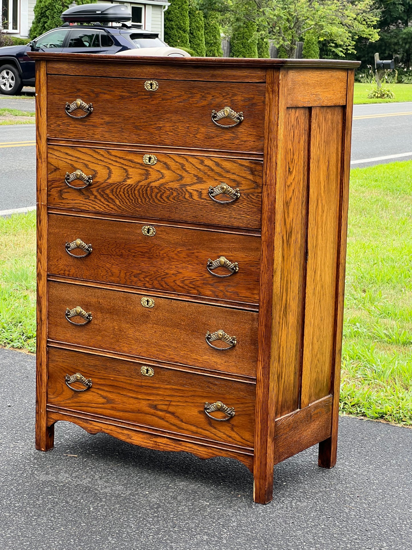 Antique Victorian Oak Five Drawer Chest