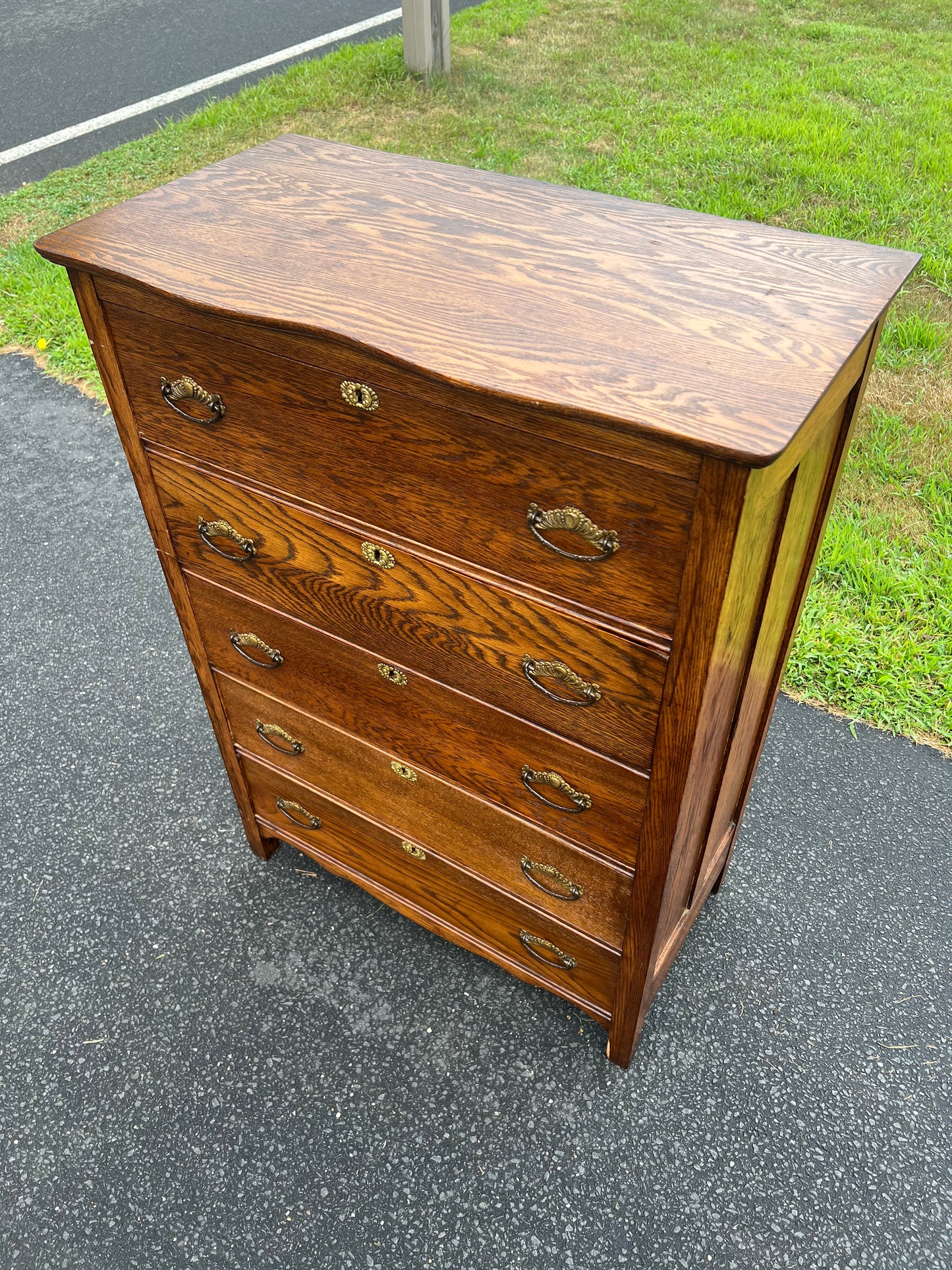 Antique Victorian Oak Five Drawer Chest