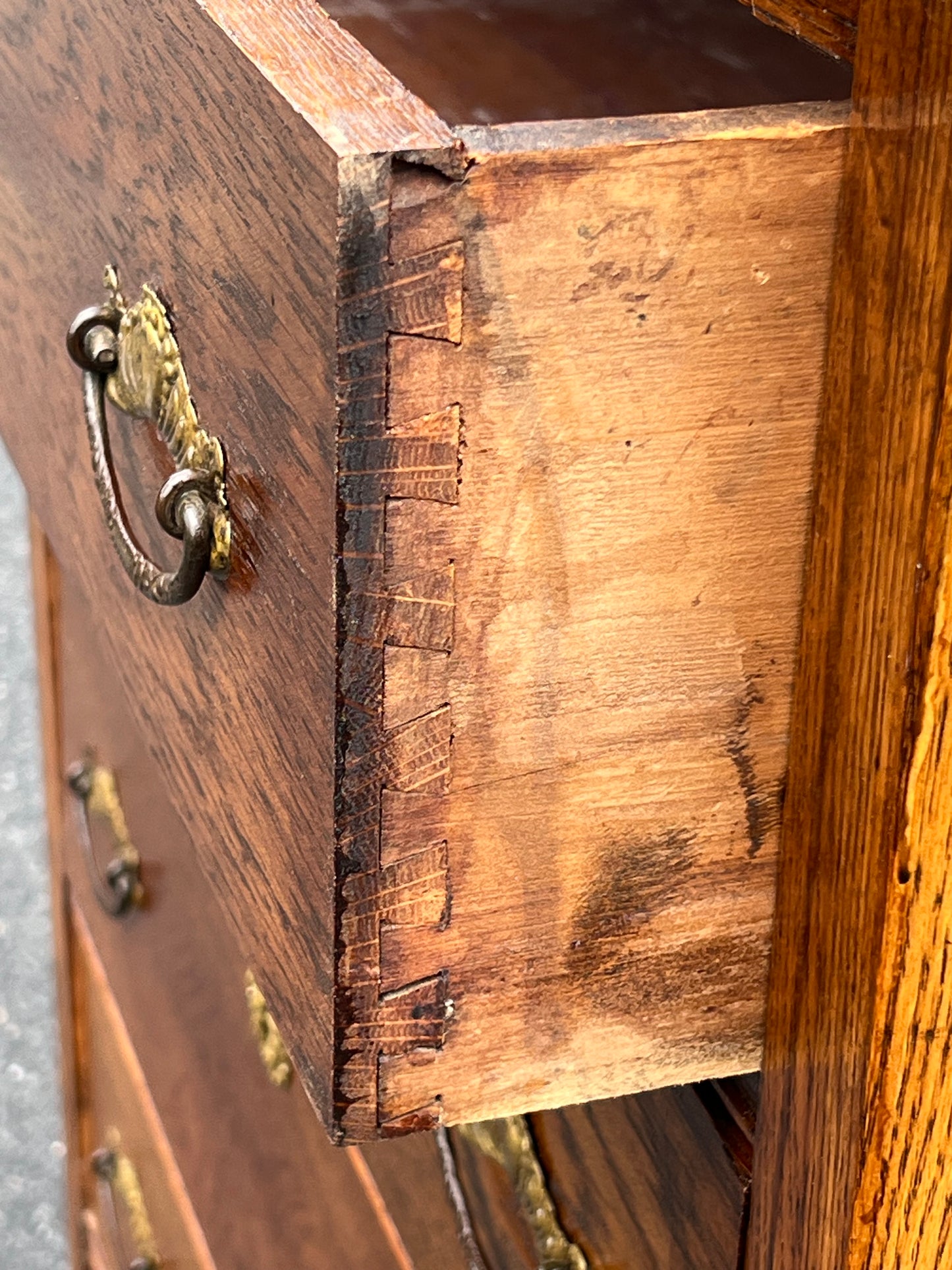 Antique Victorian Oak Five Drawer Chest