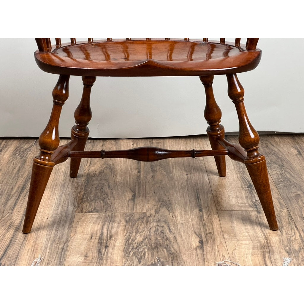 Vintage D.R. Dimes Comb Back Windsor Arm Chair
