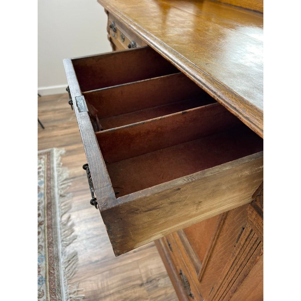 Antique Late Victorian Oak Buffet Server with Great Mirrored Back c. 1910