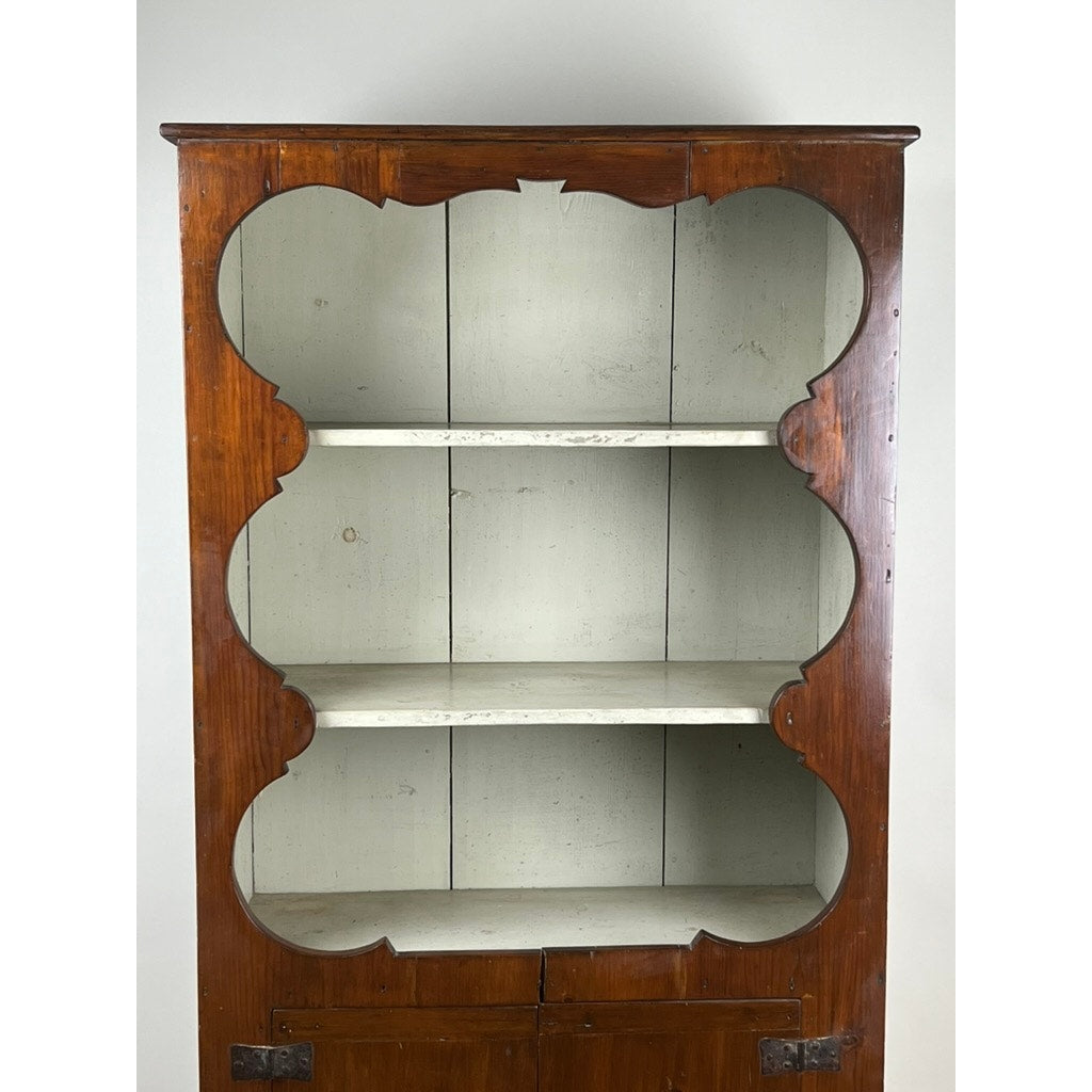 Antique Mid Atlantic Country Pine Cupboard c. Early 19th Century