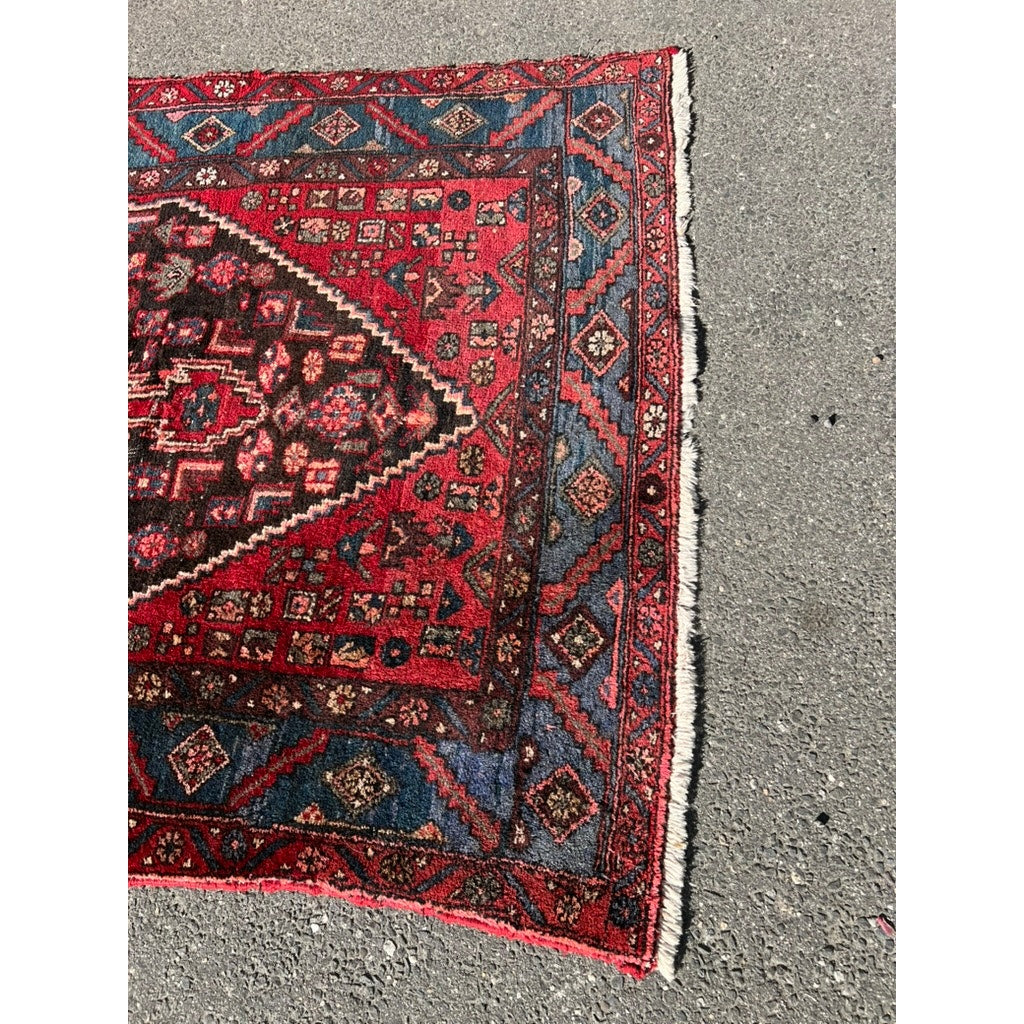 Vintage Tribal Shiraz Persian Area Rug 4’5 x 8’7