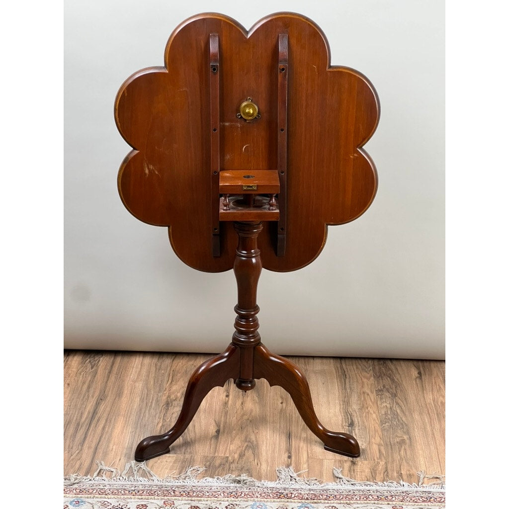 Vintage Walnut Burl Queen Anne Style Tilt Top Candle Stand