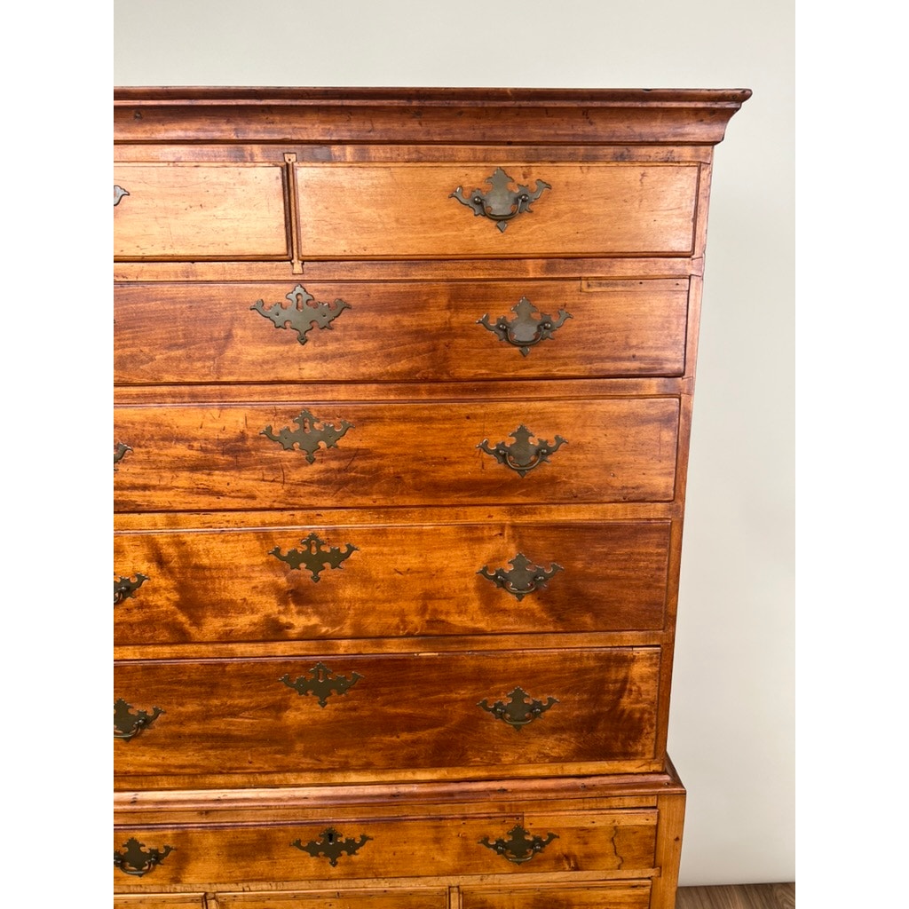 Antique 18th Century New Hampshire Queen Anne Maple Highboy